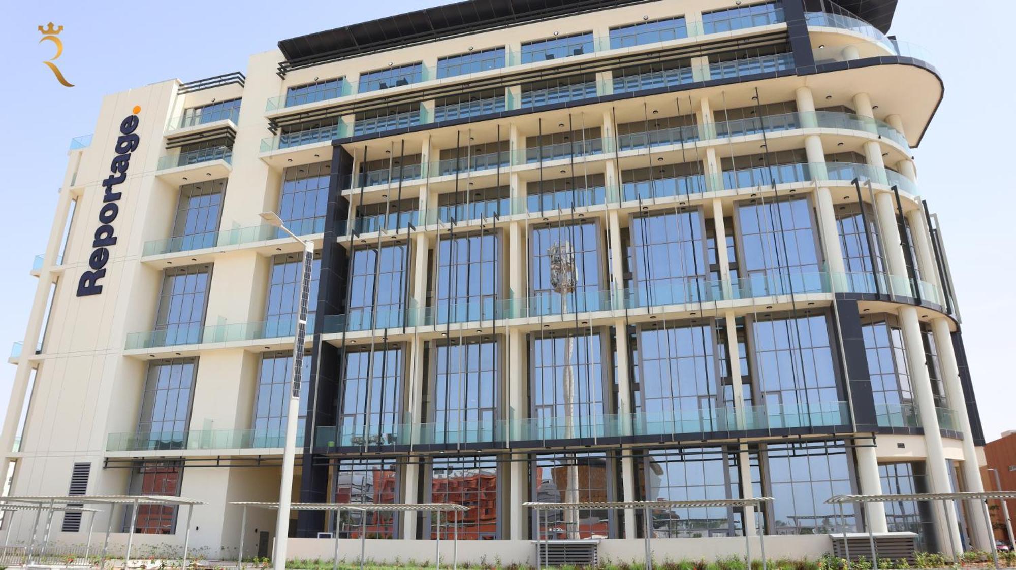 Apartment Opulent 2br Duplex In Masdar