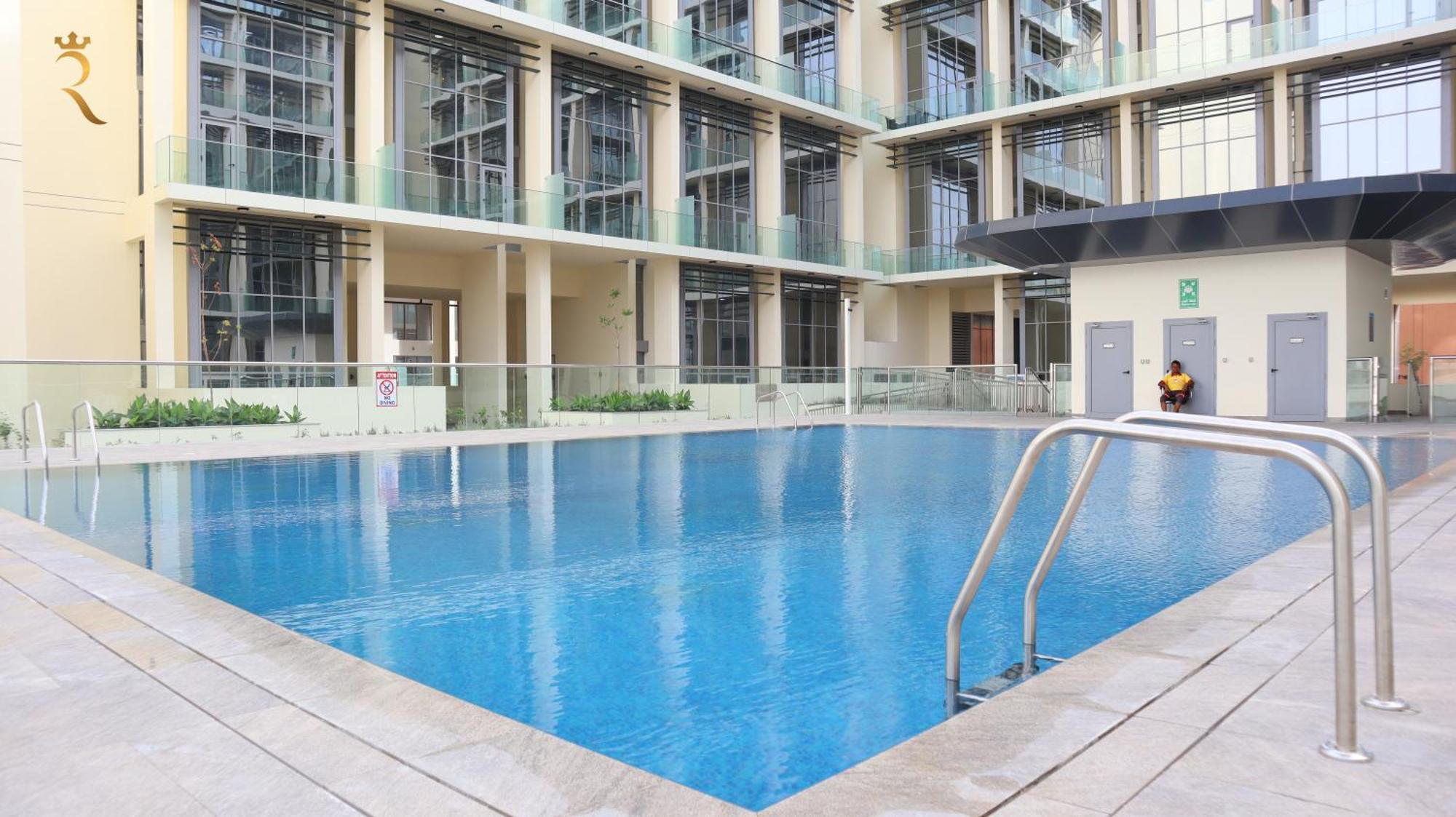 Opulent 2br Duplex In Masdar Abu Dhabi