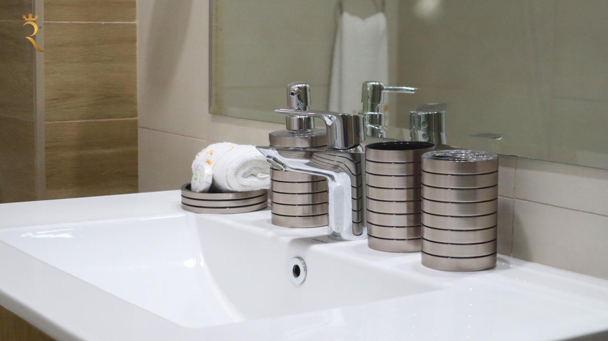 Opulent 2br Duplex In Masdar * Abu Dhabi
