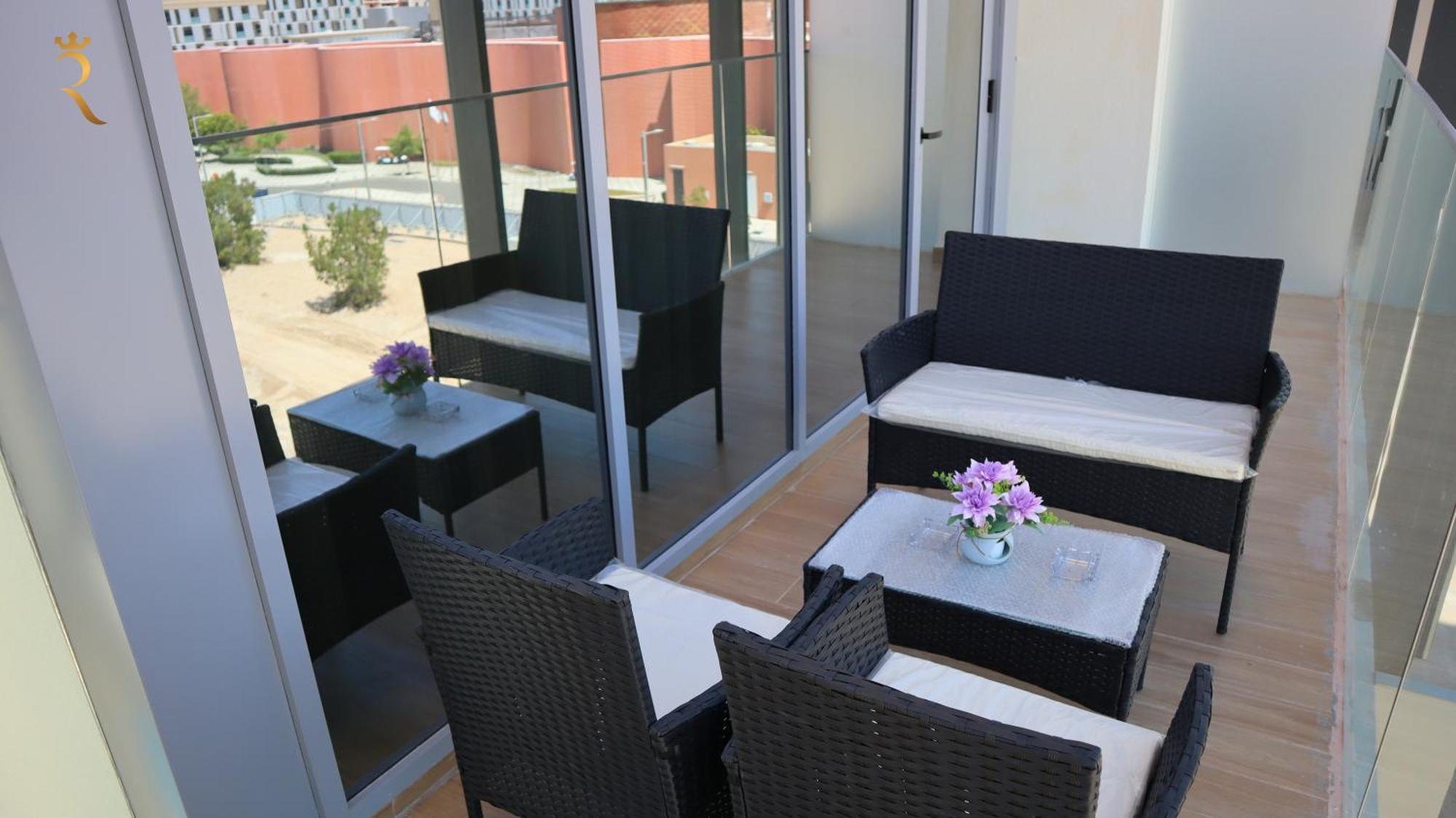 Opulent 2br Duplex In Masdar Apartment Abu Dhabi